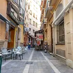 Holidays2Malaga Capitan Studio Renovated With Patio & Balconies In The City Center